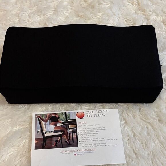 Brazilian Butt Lift Recovery Pillow in Black/washable pillow case - Picture 6 of 10